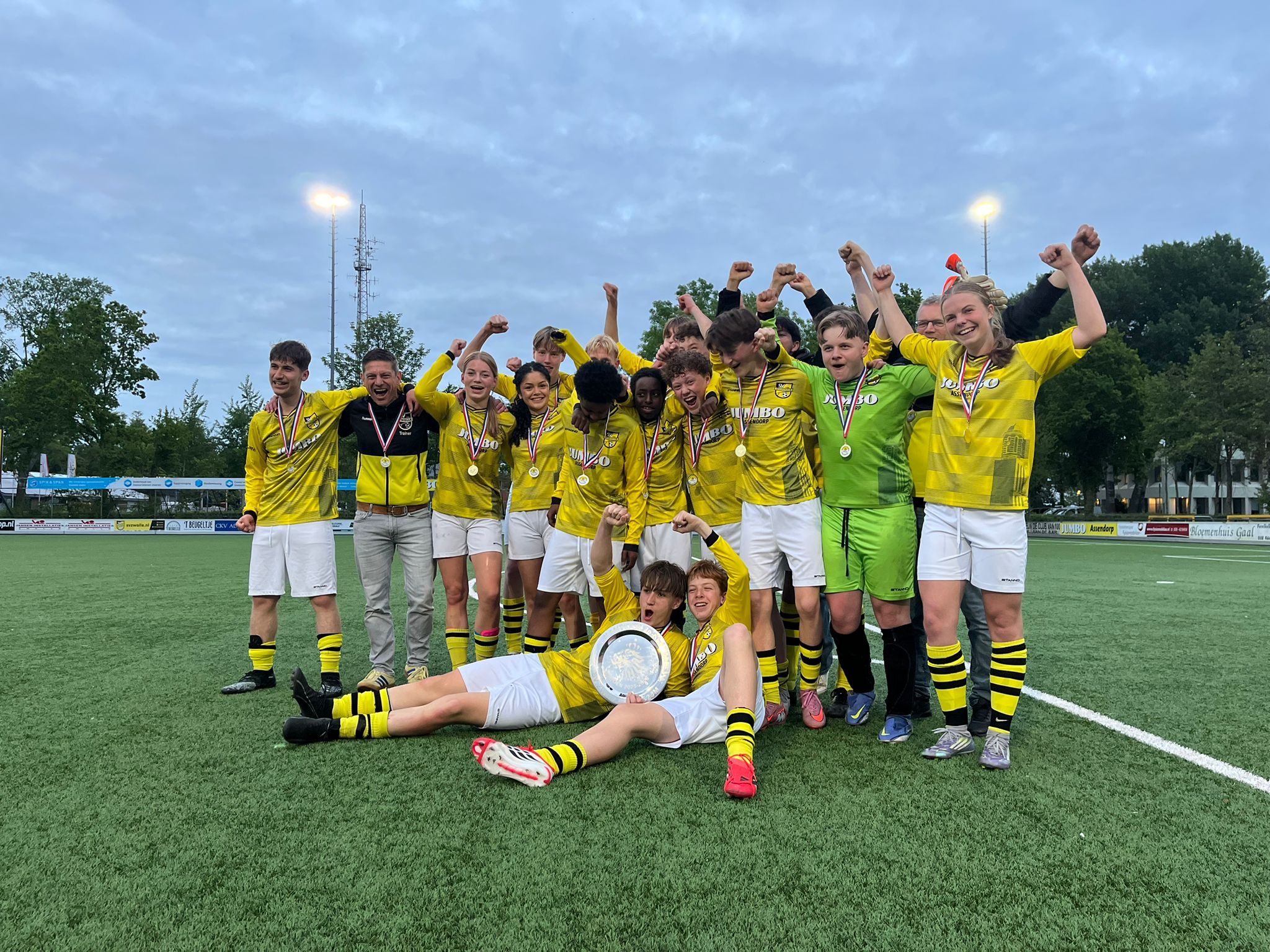 SV Zwolle JO16-2 kampioen!